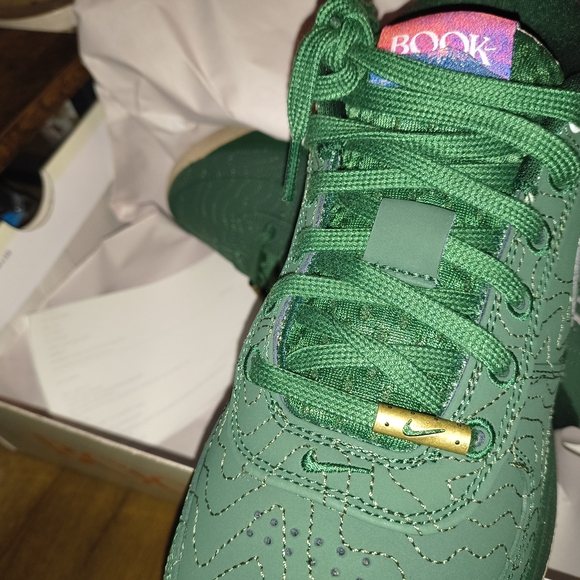 Nike Book 1 - Picture 3 of 5